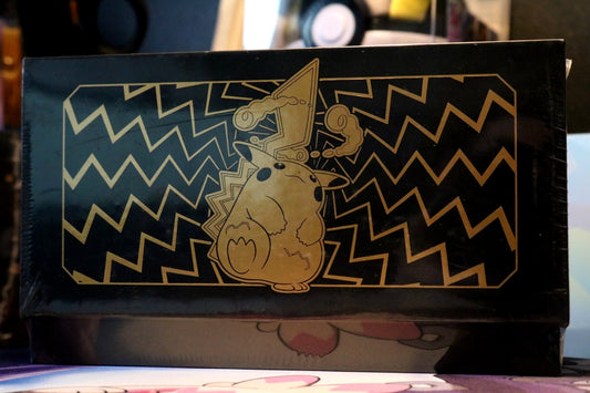 ETB Pikachu Premium